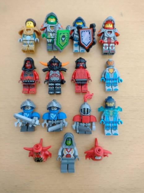 Lego Nexo Knights figurk - jszer llapotban 