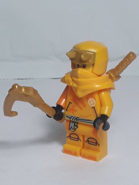 Lego Ninjago Dragons Rising 71810 Arin (Hood) minifigura 2024