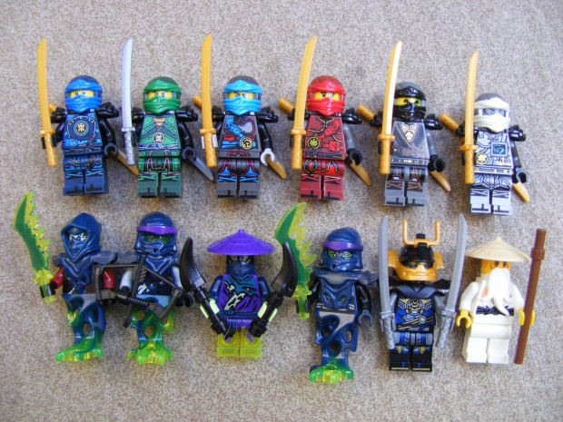 Lego Ninjago figurk Cole Kai Zane Nia Sensei Wu Samurai X 12db