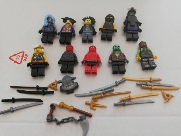 Lego Ninjago figurk fegyverek