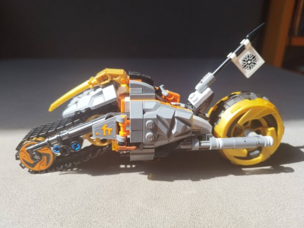 Lego Ninjago motor