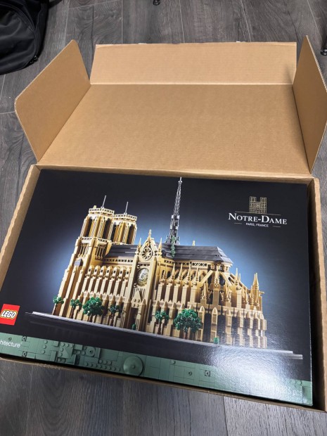 Lego Notre-Dame 21061