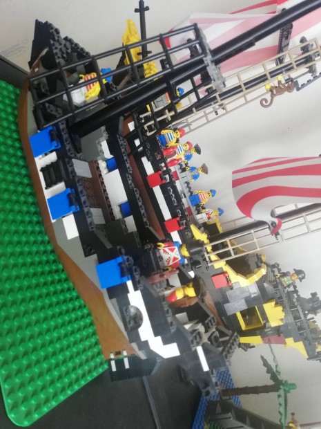 Lego Pirates 6271 Imperial Flagship hinyos csere rdekel 