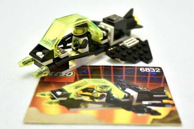 Lego Space Blacktron II 6832 Super Nova II