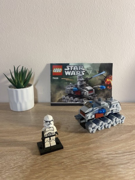 Lego Star Wars 75028