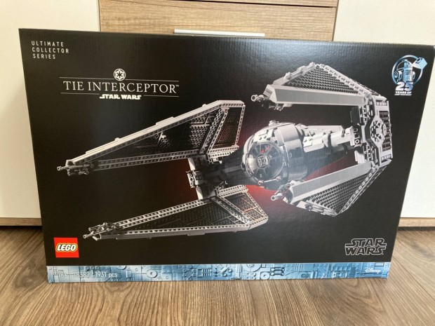 Lego Star Wars 75382- TIE elfogadvadsz Interceptor