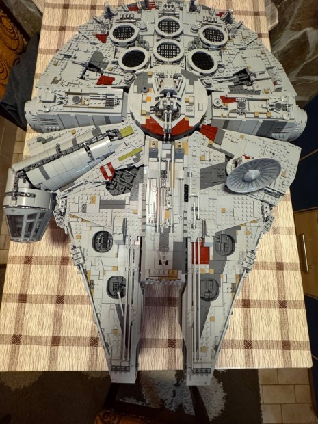 Lego Star Wars Millenium Falcon UCS 75192