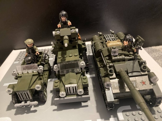 Lego Tank Harckocsik egyben + figurkkal 