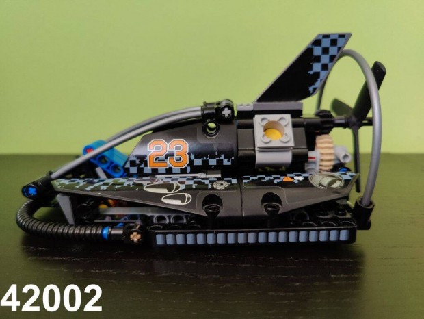 Lego Technic 42002 Hovercraft