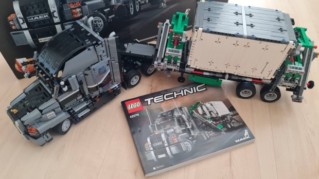 Lego Technic 42078, Mack kamion 