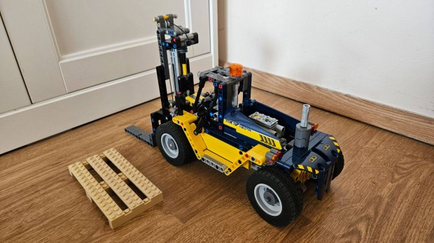 Lego Technic 42079 targonca