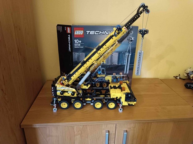 Lego Technic 42108