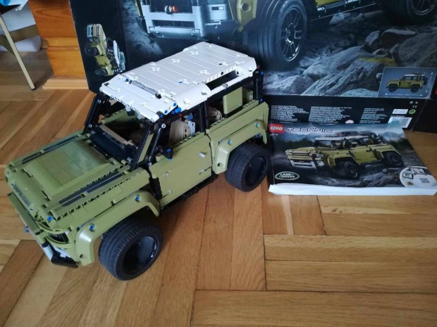 Lego Technic 42110 Land Rover Defender