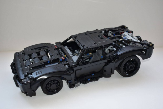 Lego Technic 42127 (Batmobile)