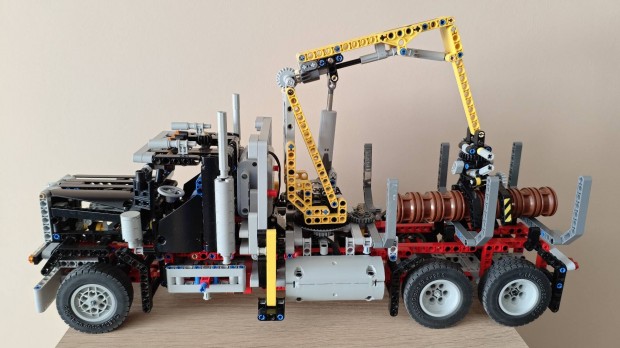 Lego Technic 9397 Logging Truck