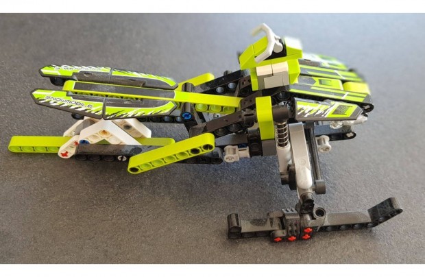 Lego Technic - Motoros szn (42021)