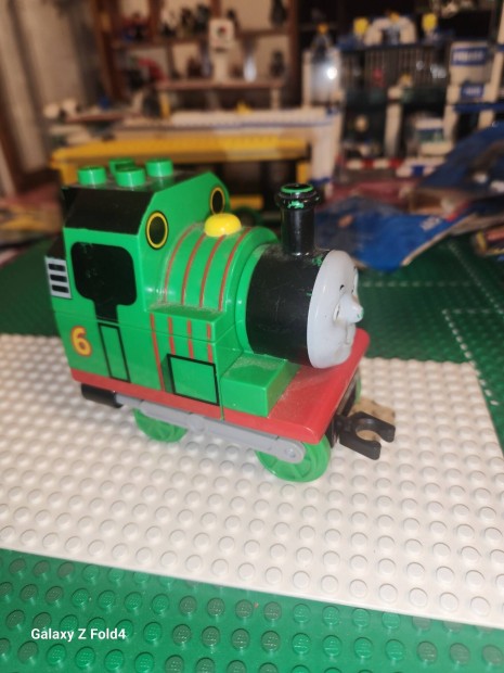 Lego Thomas  eredeti lego nagyon olcson 