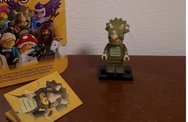 Lego Triceratops Jelmezes Rajong, Costume Fan Minifigura, CMF Sorozat