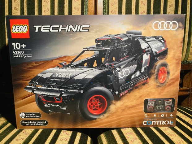 Lego Új Bp. Technic Audi RS Q 42160
