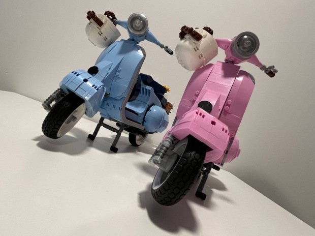 Lego Vespa 125 prban / 10298 - msolat (2x 1106 db)