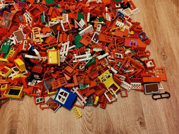 Lego ablakok, ajtók, kerítés, tető elemek