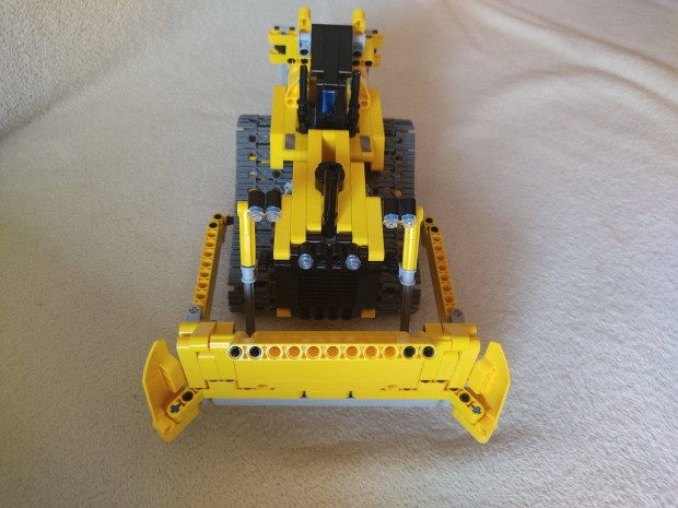 Lego bulldzer / exkavtor 2in1 42028