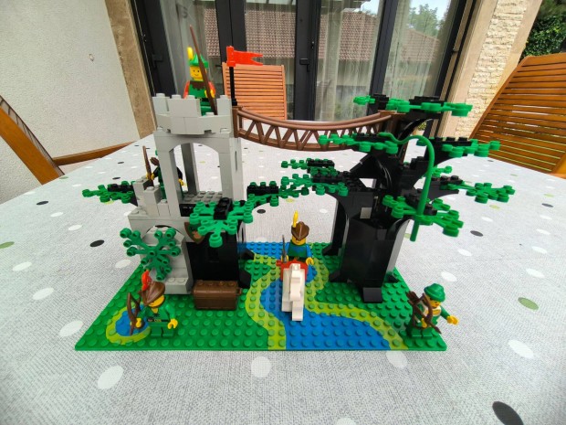 Lego castle 6071 Forestmen Crossing szett hibtlan llapotban, lers!