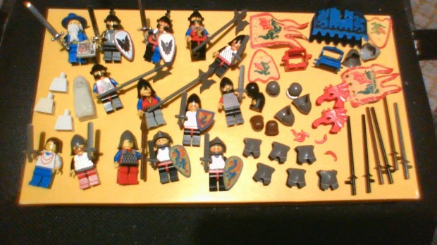 Lego castle figura figurk kiegszt kiegsztk ( pirates is van