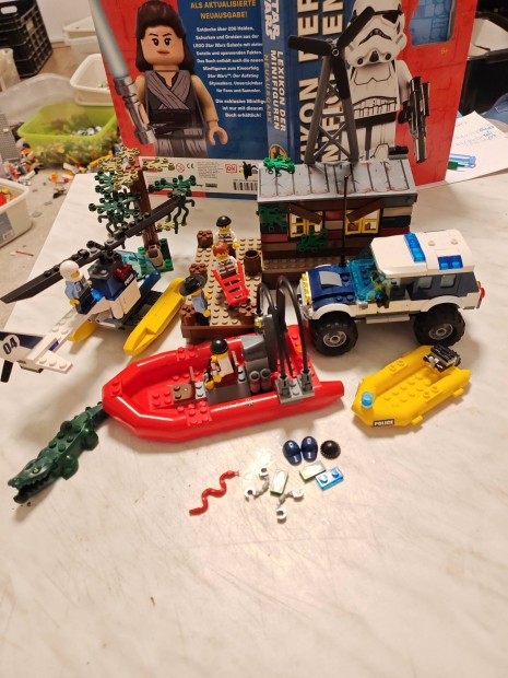 Lego city 60068 banditk buvhelye 