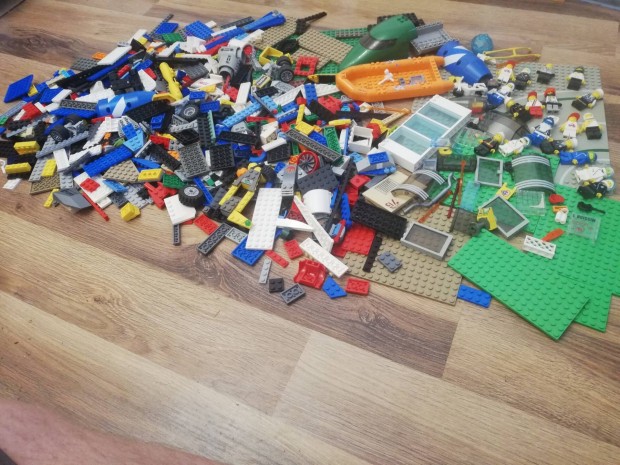 Lego city alkatrszek figurk 