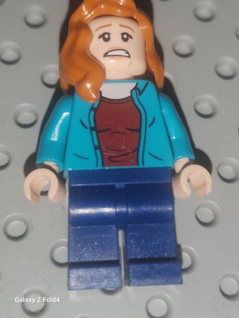 Lego claire Dearing jurassic minifigura 