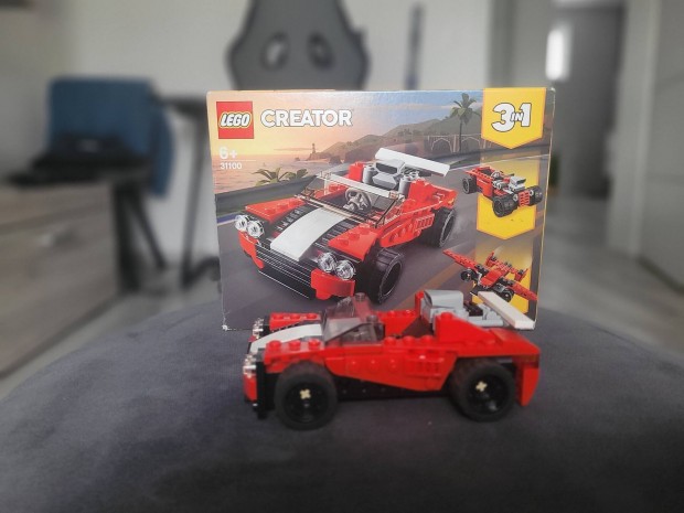 Lego creator 31100 aut