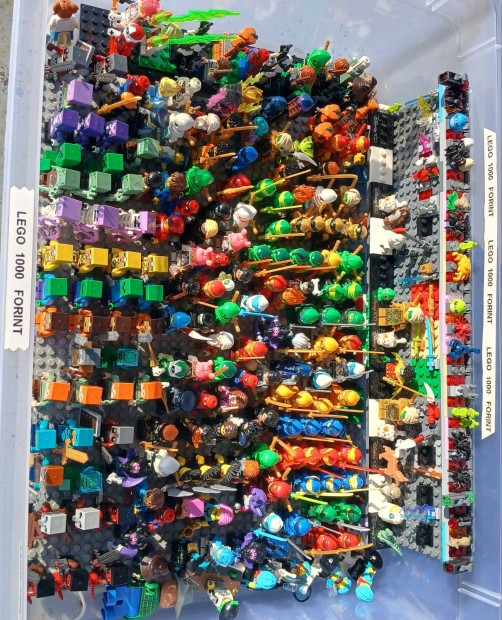 Lego figura mr 1000 forint.