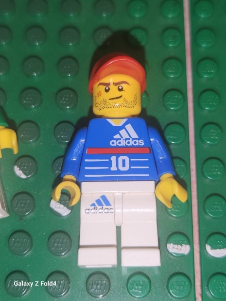 Lego focista  Ziidane adidas mezben 