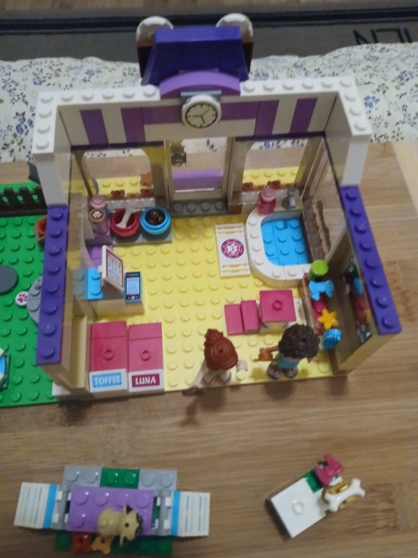 Lego friends