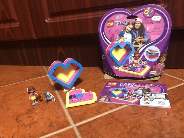 Lego friends Olvia szv alak doboza 41357