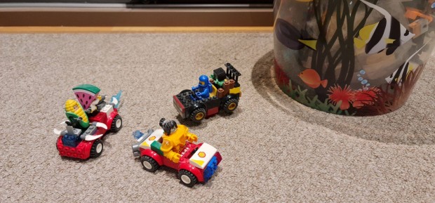 Lego kisautk eladk, kb. 10 cm hosszak