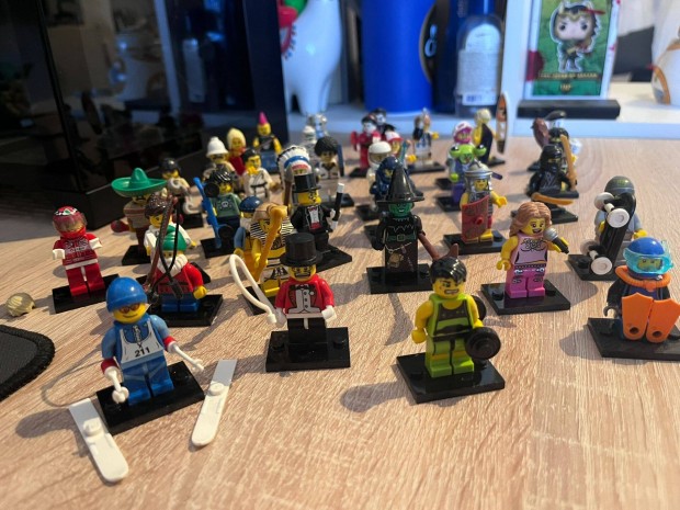 Lego minifigura gyjtemny