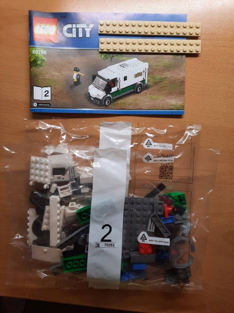 Lego pnzszllt tehergpkocsi