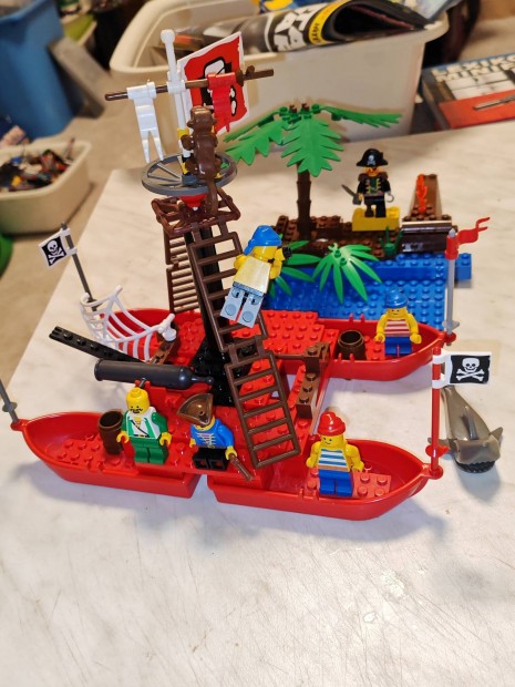 Lego pirates kishaj s kincses sziget 