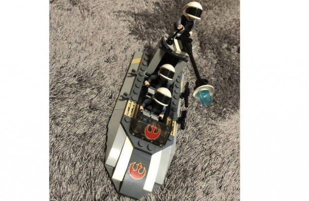 Lego star wars Rebel Scout Speeder 7668 elad!