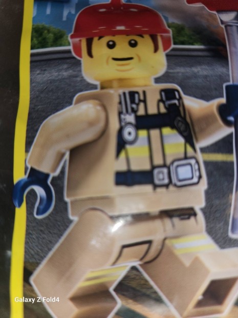 Lego tan  szin tzolto figura 