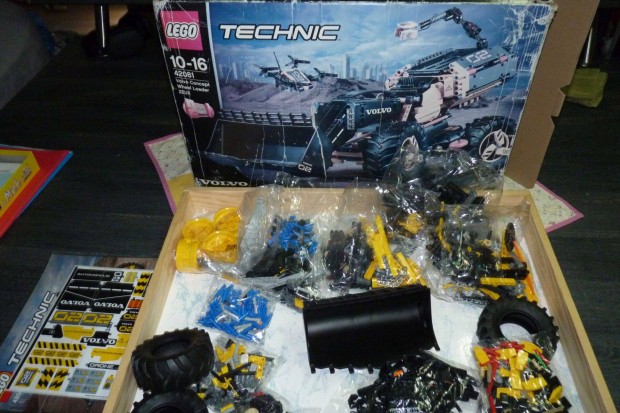 Lego technic 42081 Volvo Concept Wheel Loader Zeux
