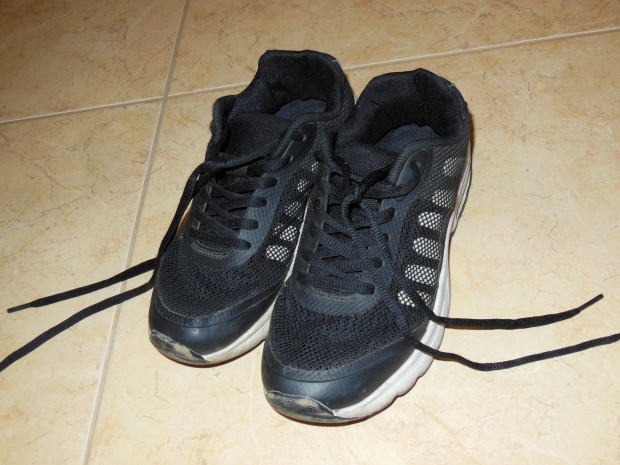 Légtalpas lány/női sport cipő + magasszárú cipő. 36/37