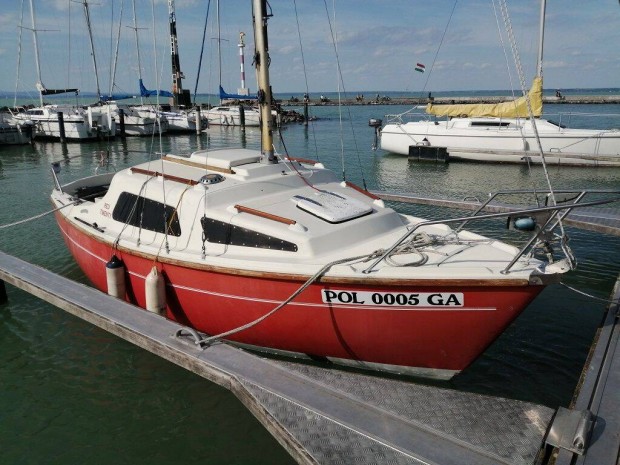 Leisure 20 tengeri vitorl�s