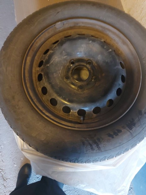 Lemez felni 4 db Michelin t�li gumival elad�