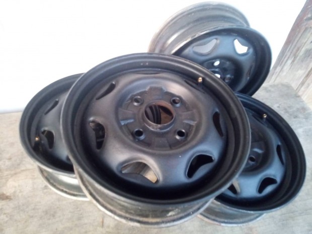 Lemez felni r13 4x114 suzuki swift