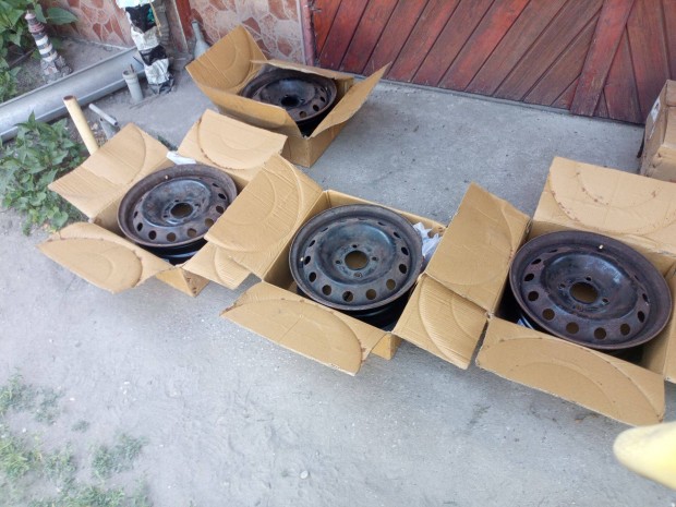 Lemezfelni 14" 4*108 Peugeot 206 tpus autrl 4 db