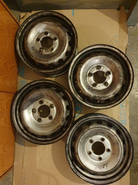 Lemezfelni 6.5Jx16 ET66 5x130 89 mm kzp Renault Master Opel Movano