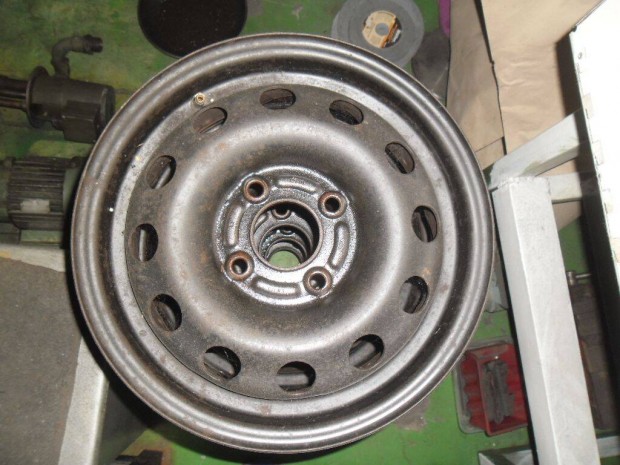 Lemezfelni Ford Focus Fiesta STB 4X108 Elad